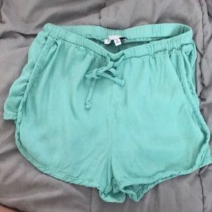 Kendall & Kylie Flowy Shorts